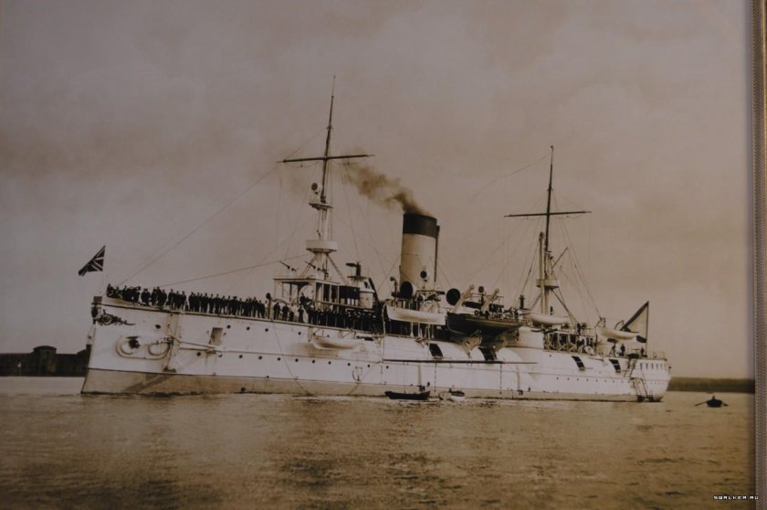 Броненосный крейсер Адмирал Нахимов