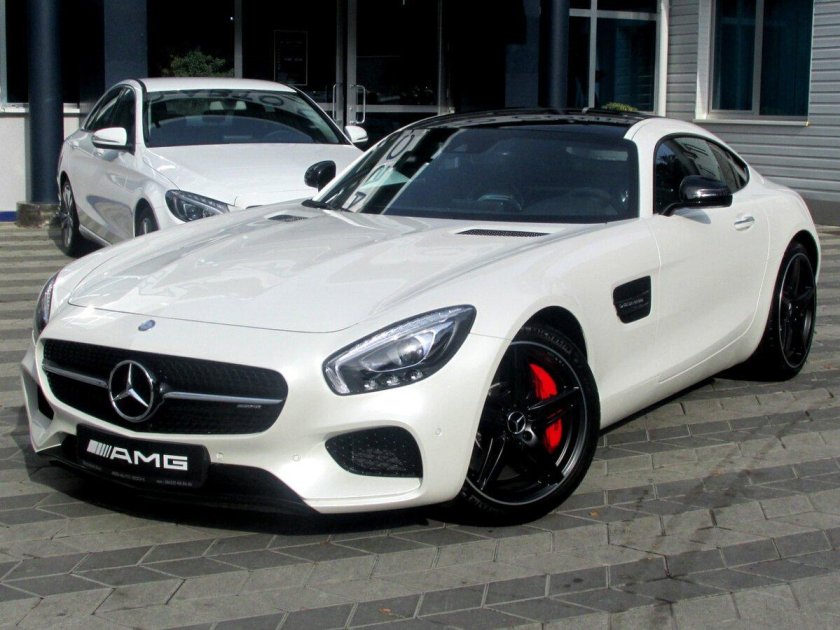 Мерседес АМГ белый