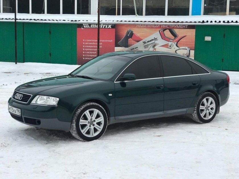 Зеленый хамелеон Ауди а6