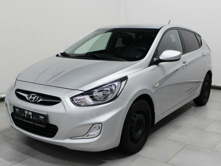 Хендай Солярис 2012