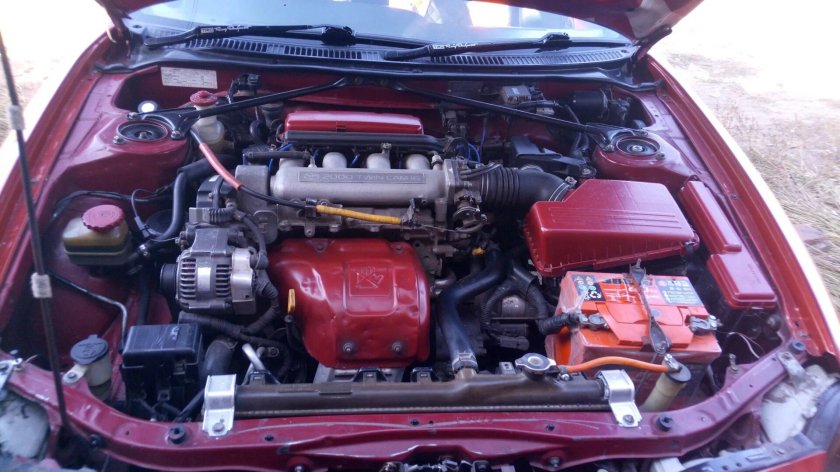 Тойота Селика подкапотка