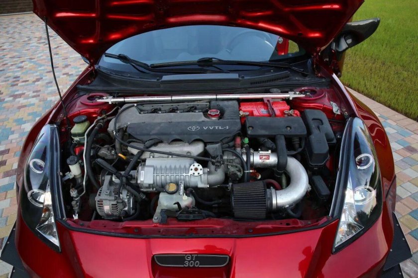 Двигатель Тойота с компрессором