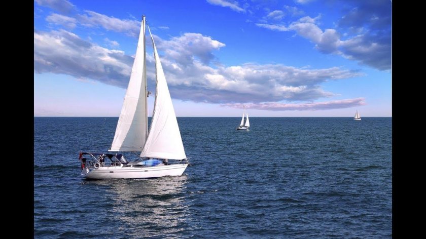 Яхта парусная