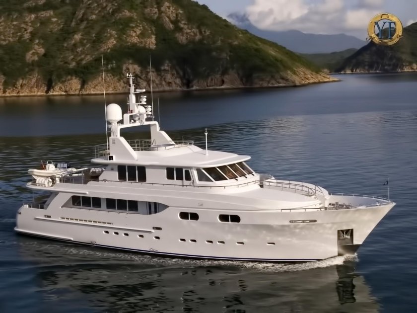 Яхта эллинг е6