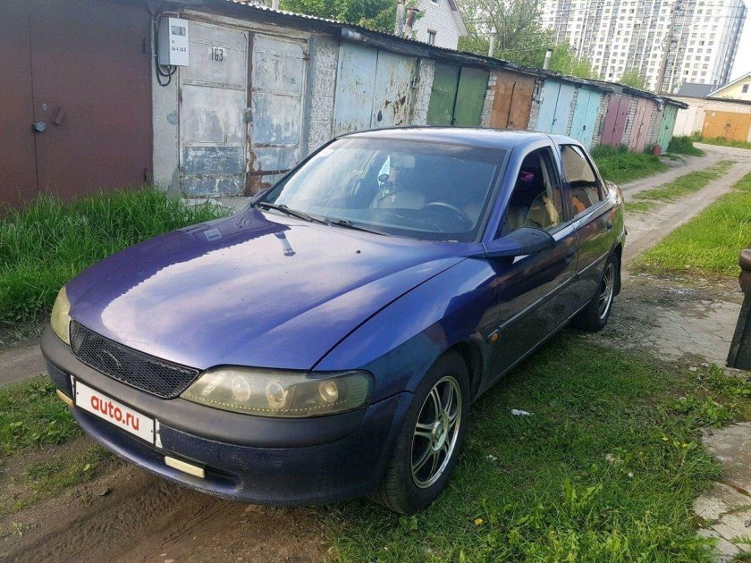 Опель Вектра 1.6 1996