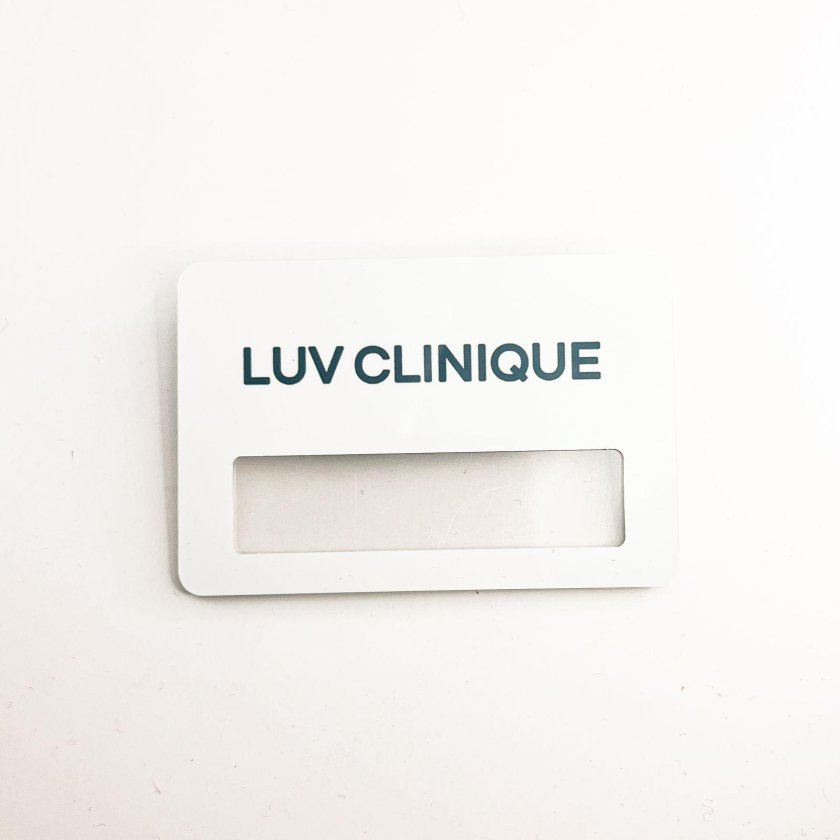 Бейджи пластиковые