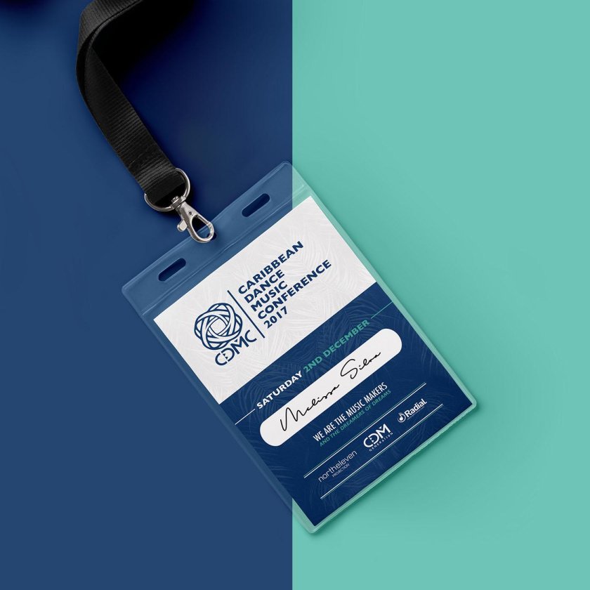 Креативные бейджи