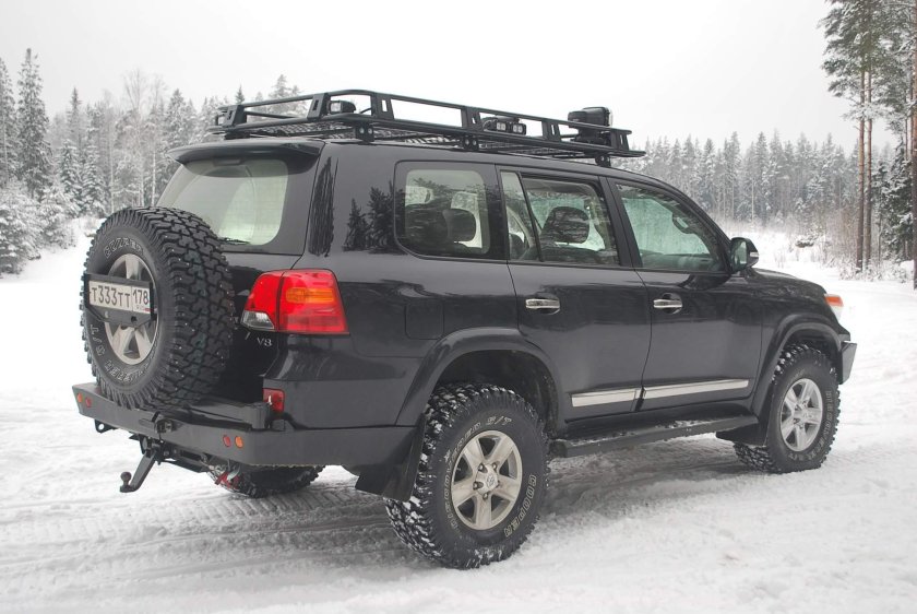Toyota Land Cruiser 200 экспедиционный