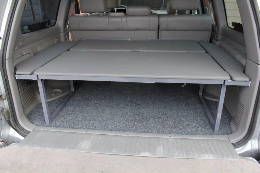 Toyota Land Cruiser 100 спальник
