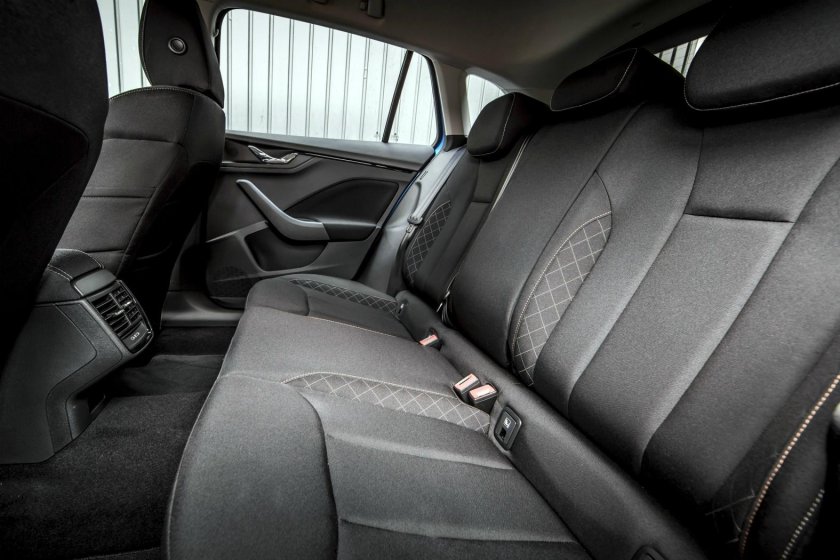 Интерьер Шкода скала