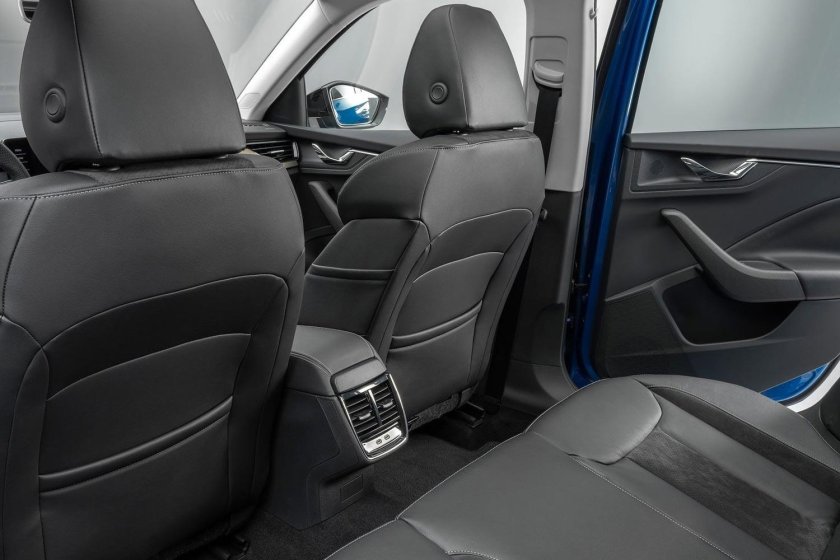 Шкода скала салон