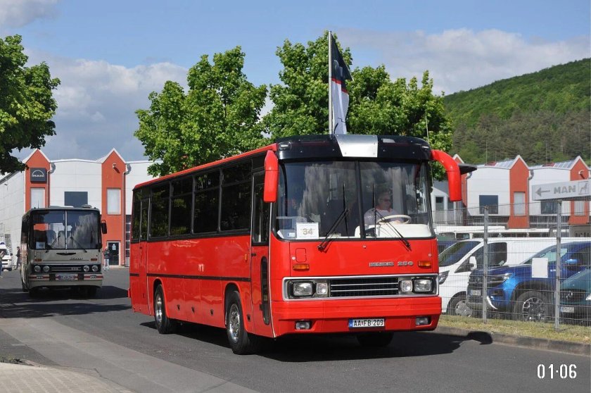 Автобус икарус 250