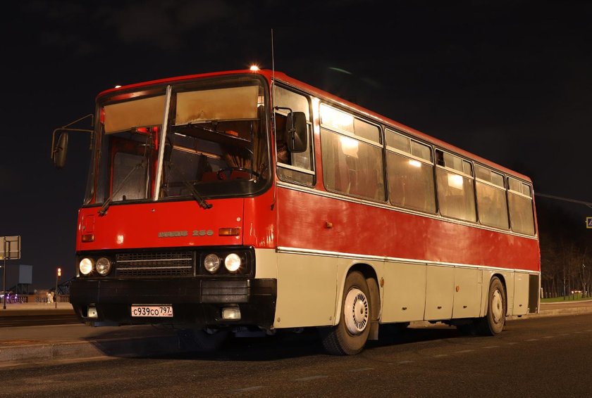 Автобус икарус