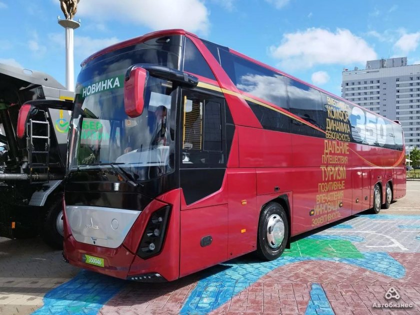 Новый автобус МАЗ турист