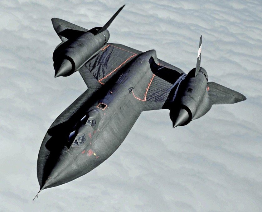 Самолет SR-71 Blackbird