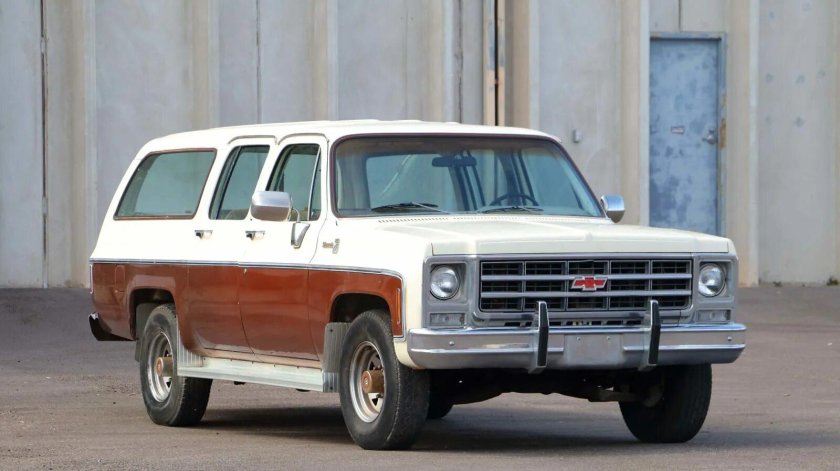 Chevrolet Suburban 1973