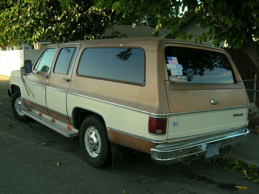 Chevrolet Suburban 1974