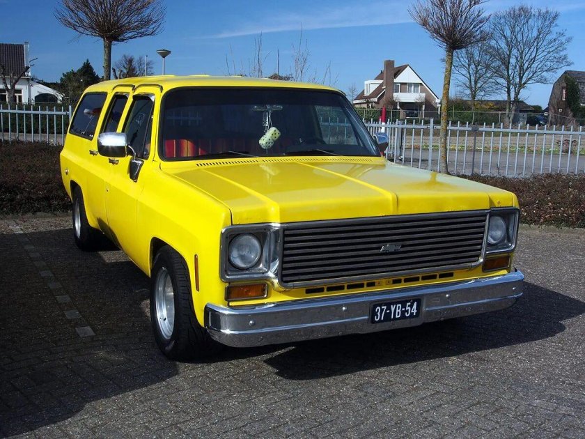 Chevrolet Suburban 1974