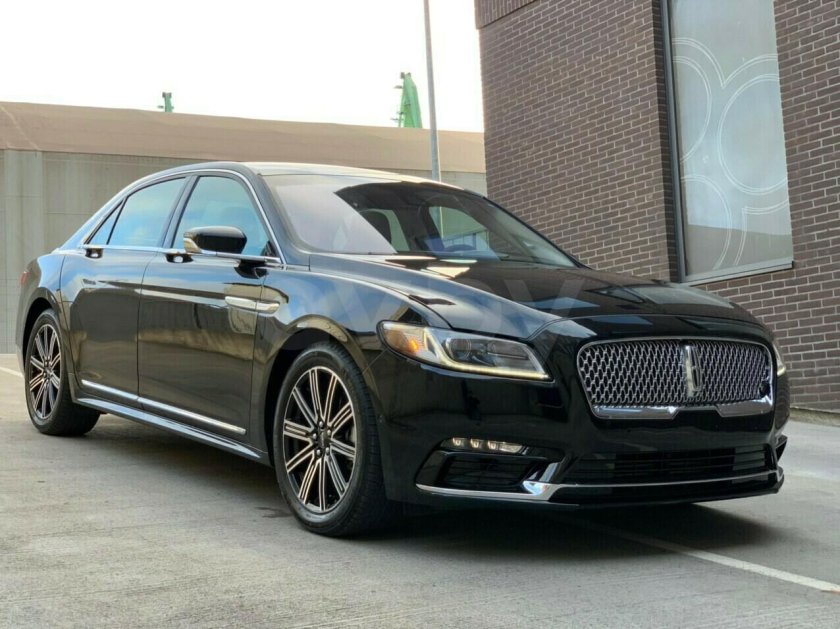 Lincoln Continental 10