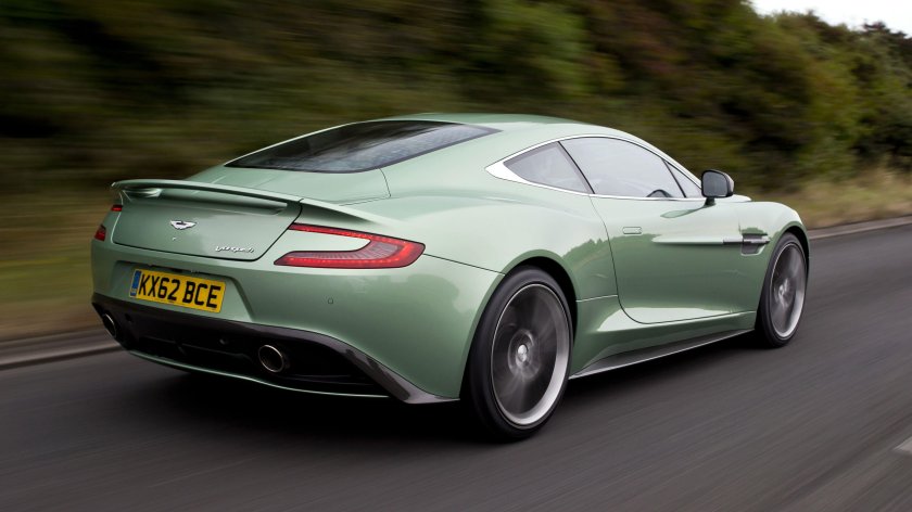 Астон Мартин Vanquish