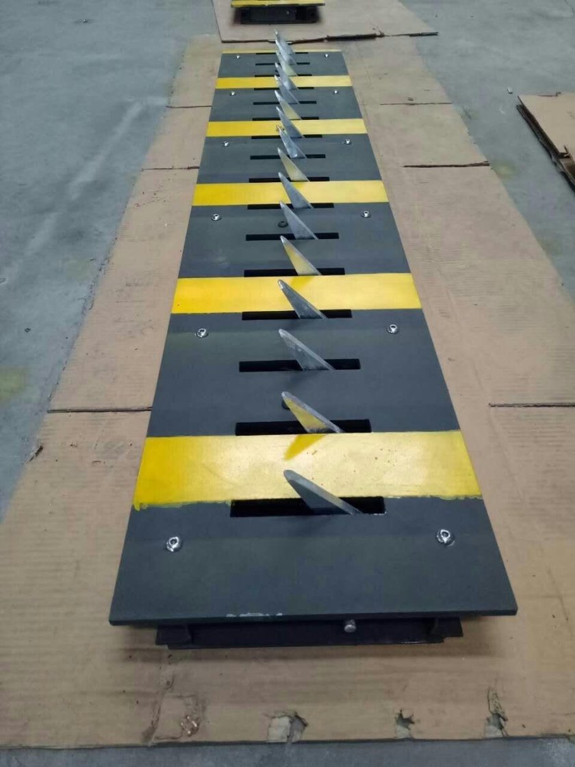 Дорожный блокиратор Дикобраз