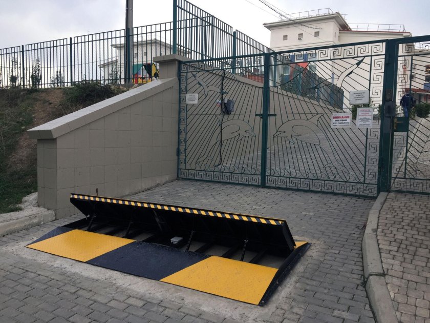 Противотаранный барьер - дорожный блокиратор "покат 3000"