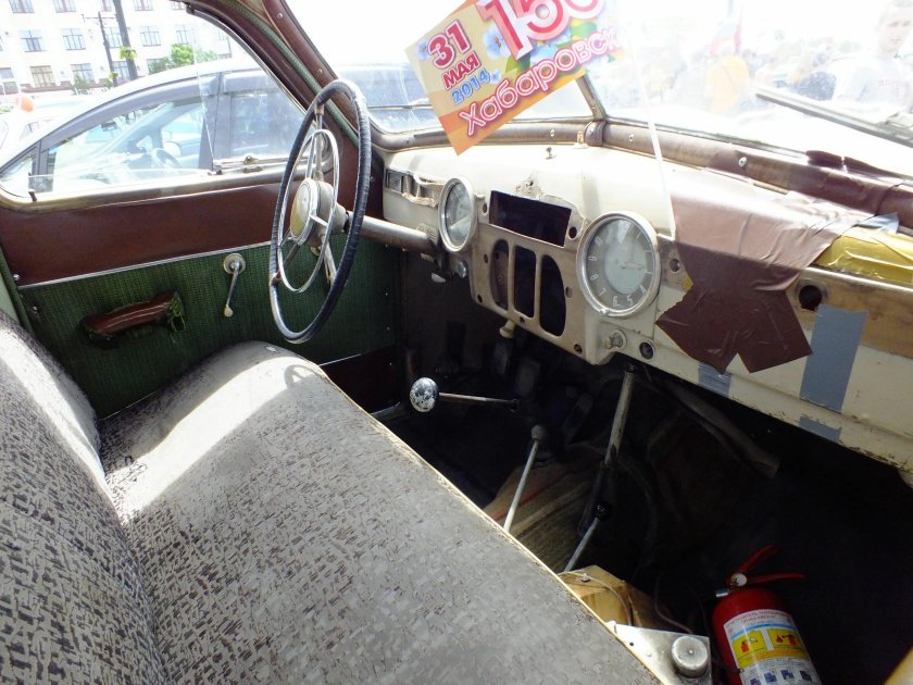 ГАЗ-М-72 салон