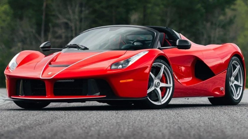 Феррари Аперта
