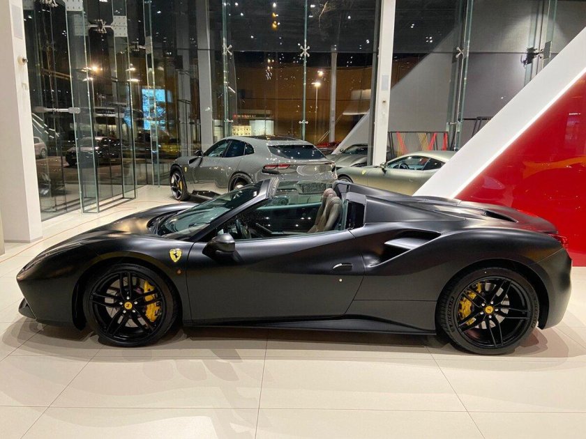 Ferrari 488 2018 2019