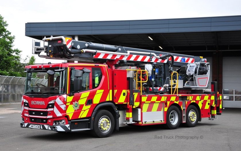 Пожарная машина scania