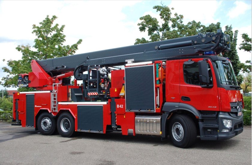 Розенбауэр КАМАЗ АЦ 3,2 -40/4