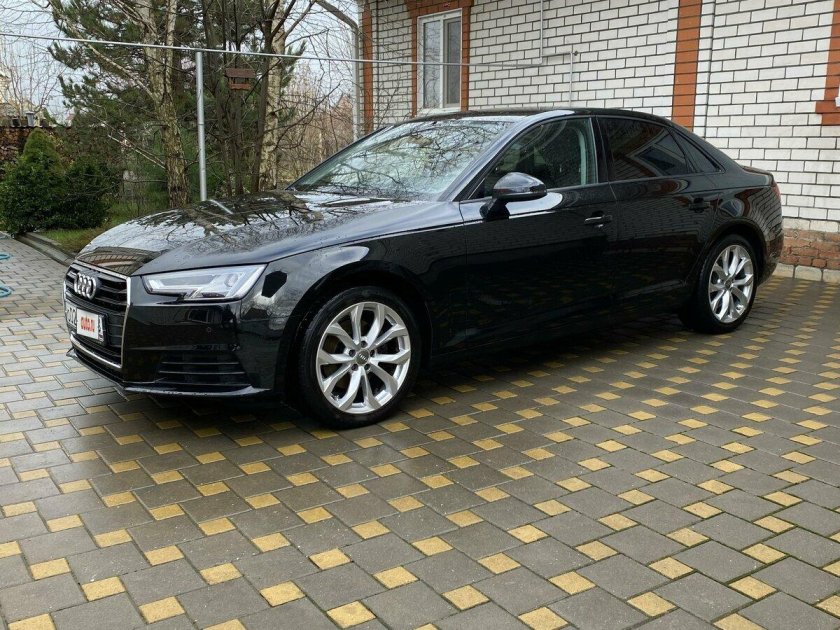 Ауди а 4 2019 года