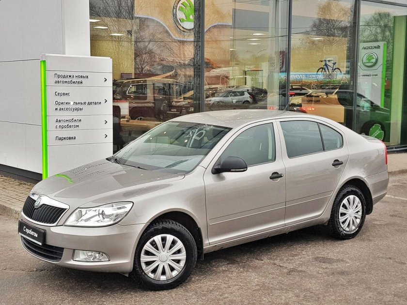 Шкода Октавия лифтбек 2013