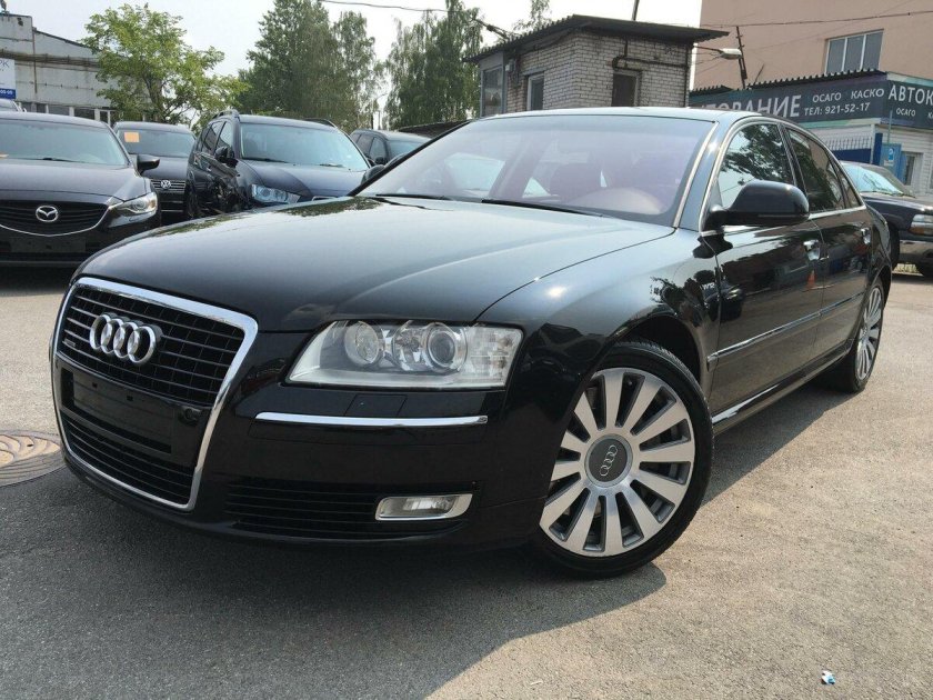 Audi a8 d3 Black