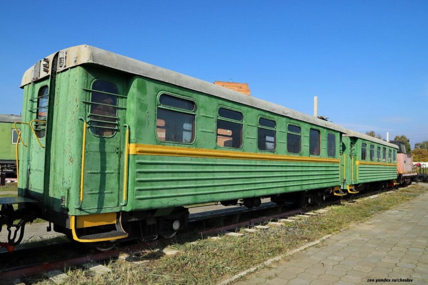 Узкоколейный пассажирский вагон