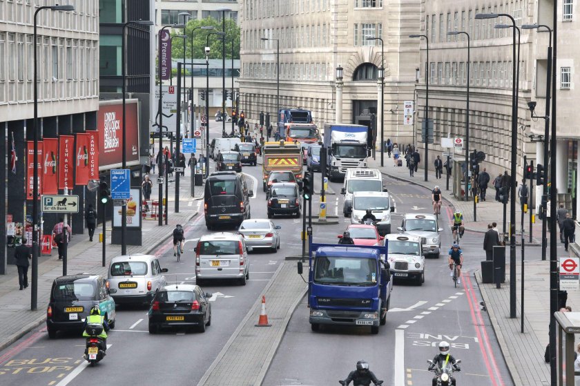 Левостороннее движение в Англии