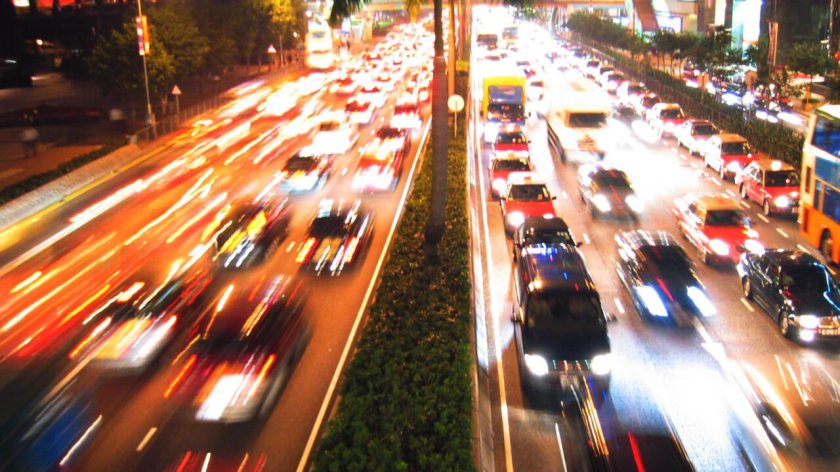 Поток машин