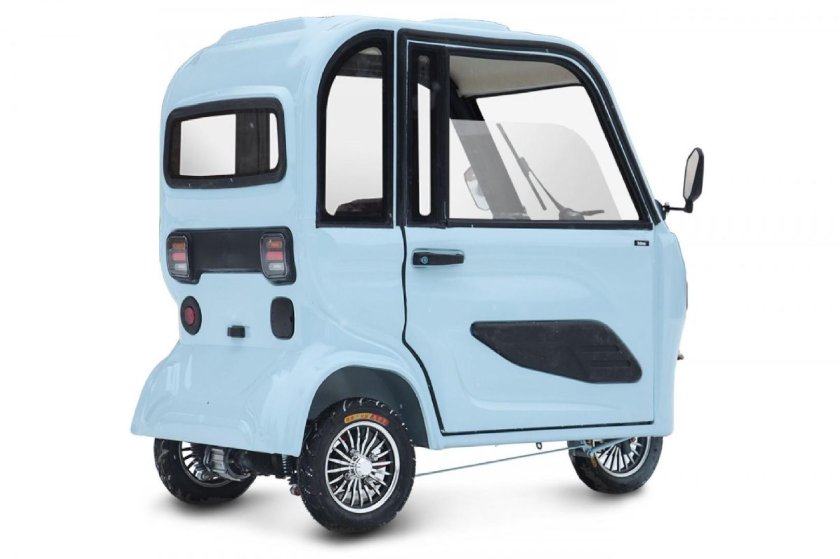 Электротрицикл rutrike