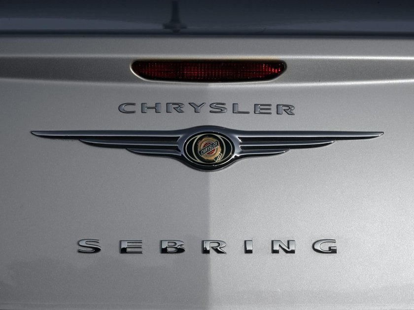 Шильдик Крайслер Себринг