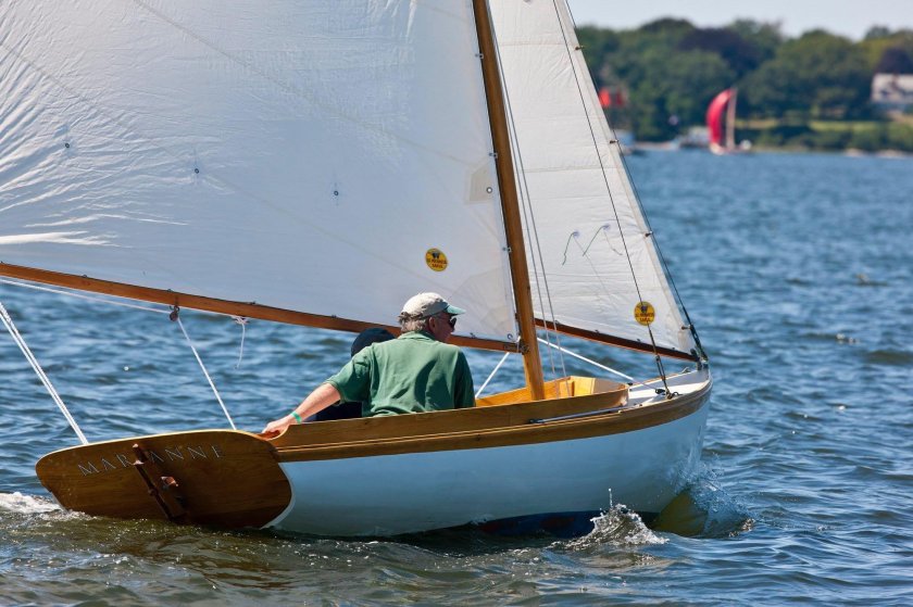 Гафельный швертбот