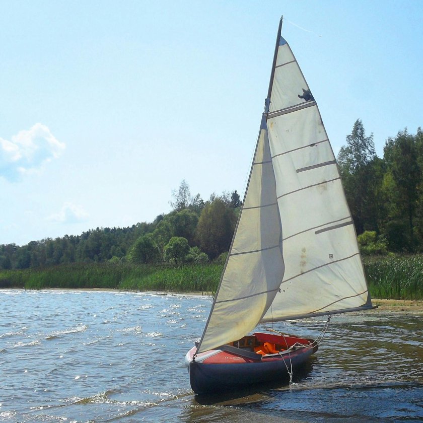 Швертбот мева