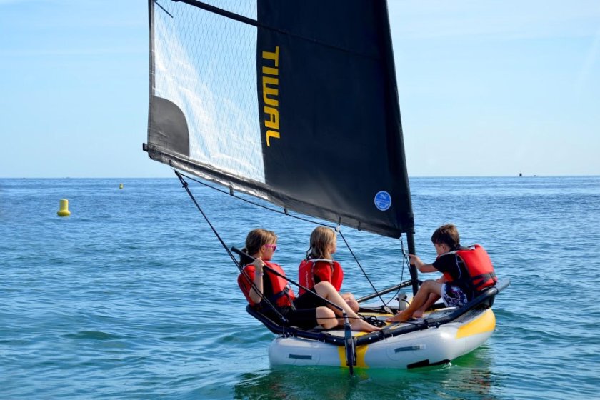 Парусная лодка Tiwal