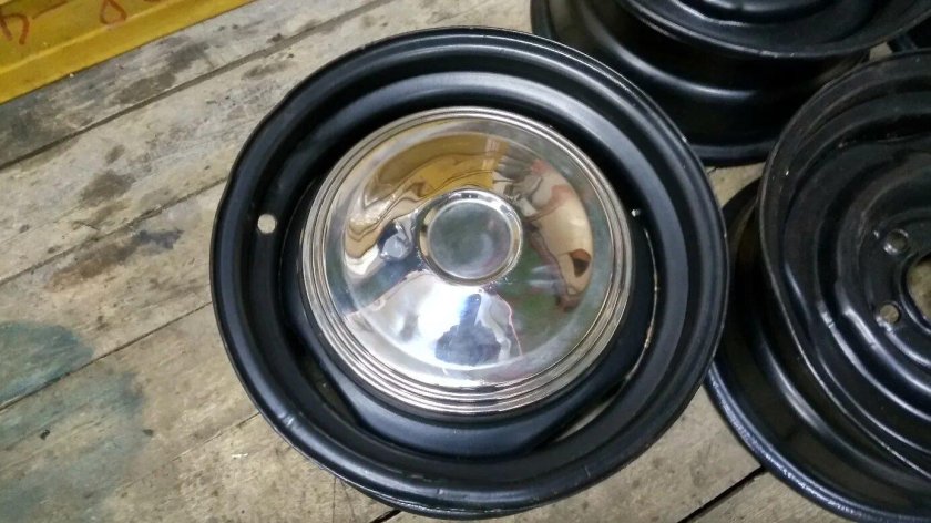 Штампованные диски с ушами Chevrolet Caprice купить