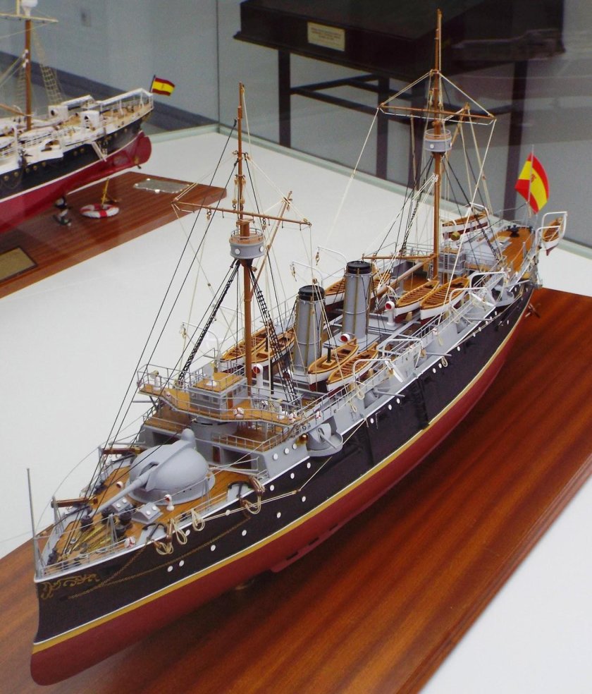 Испанский крейсер Рейна Кристина