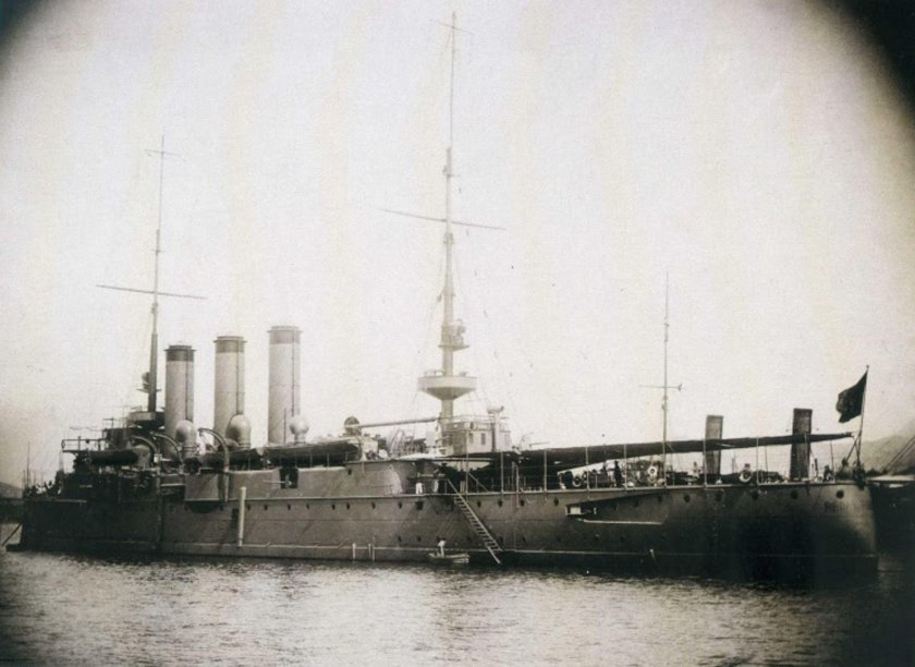 Бронепалубный крейсер Reina Regente