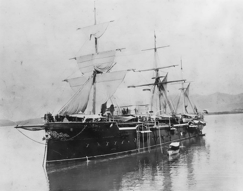 Испанский крейсер Рейна Кристина