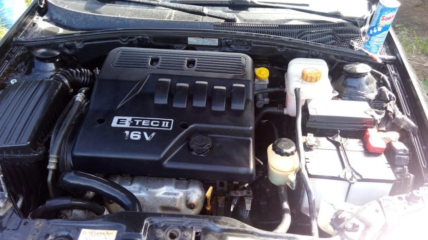 Лачетти 1,8 под капот