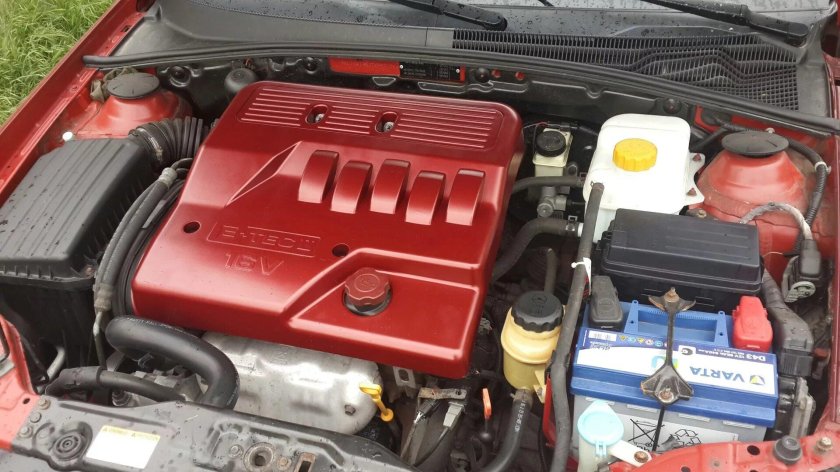 Подкапотное Лачетти 1.6