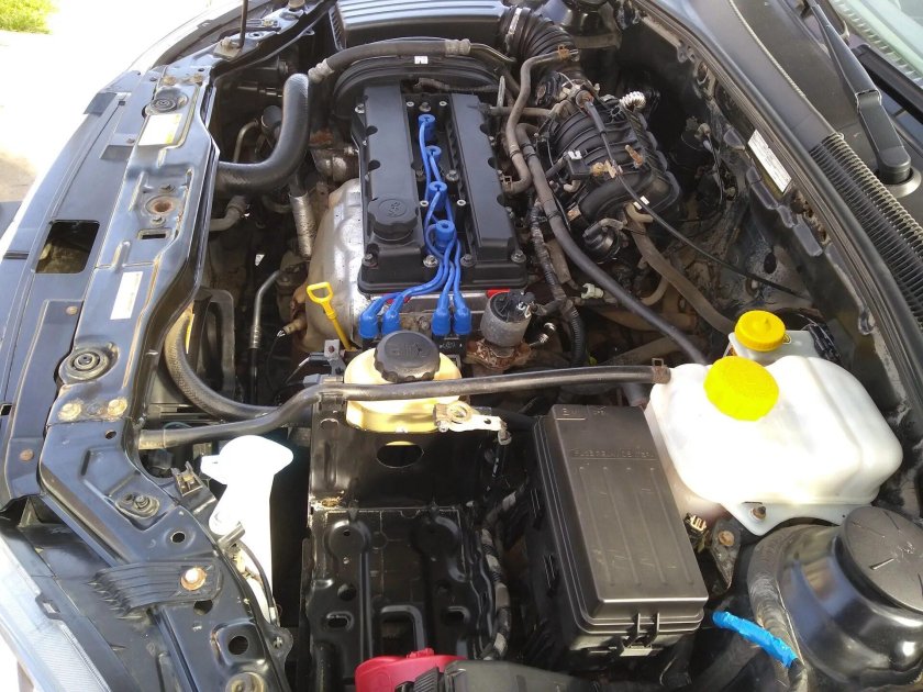 Подкапотное пространство Lacetti 1.6