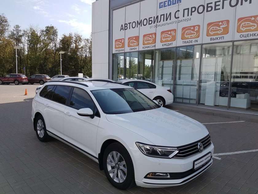 VW Passat b8 универсал белый